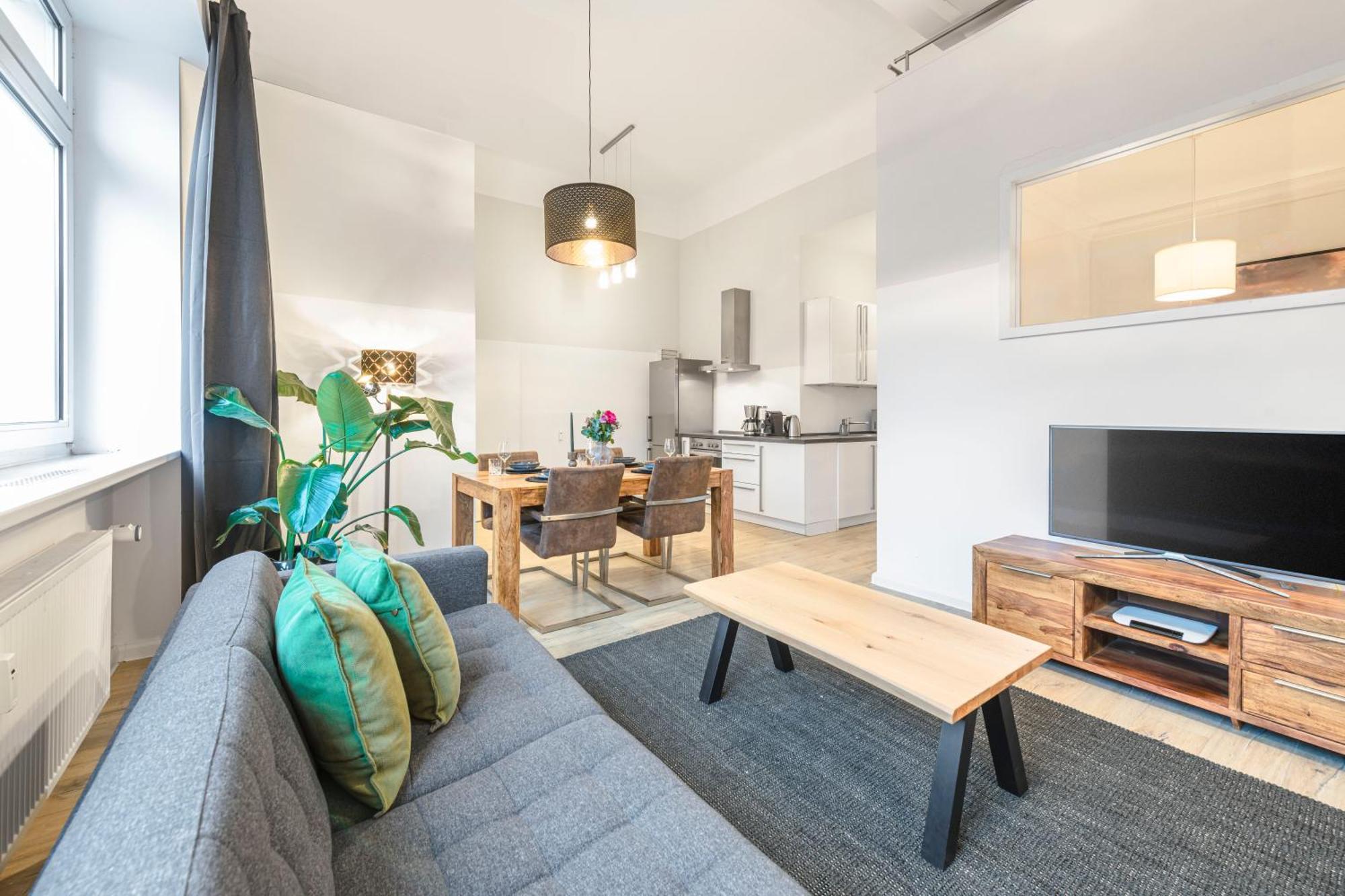 The Goethe Group Loft, 2 Bedroom 2 Bath Rooms, One Living Room, Family Friendly, 2-5 Guests — Fotos 2